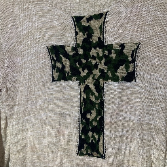 Objects D’Art Camouflage Cross Top Sz L - Picture 4 of 9
